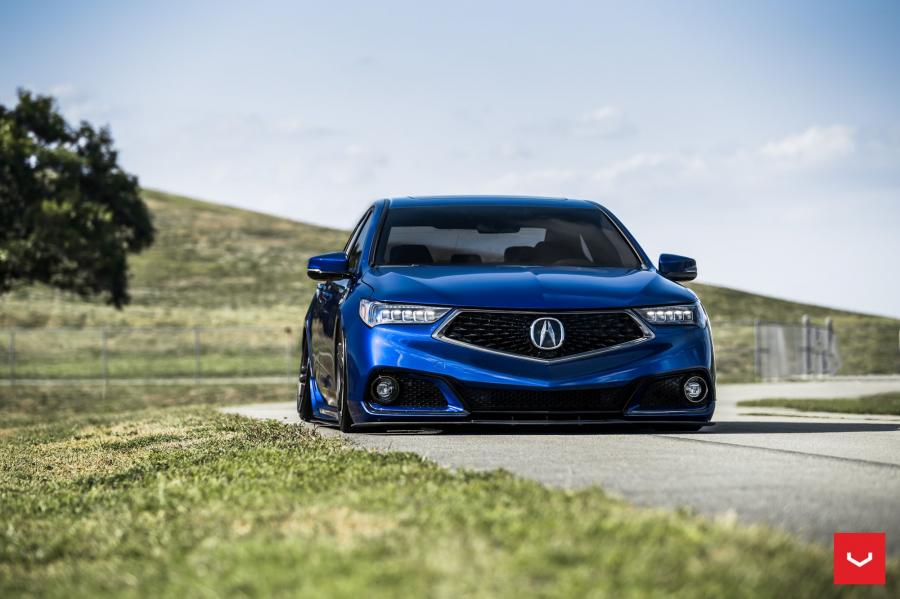  Acura TLX on Vossen Wheels (HF-1) 2018 года  (фото 2 из 13)